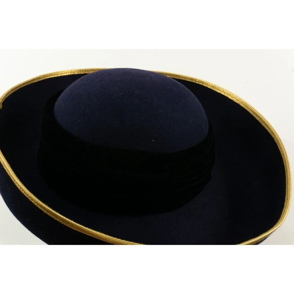 Vintage 1940s Whittall Shon Bollman Co Doeskin Felt USA Wool Derby Medallion Hat